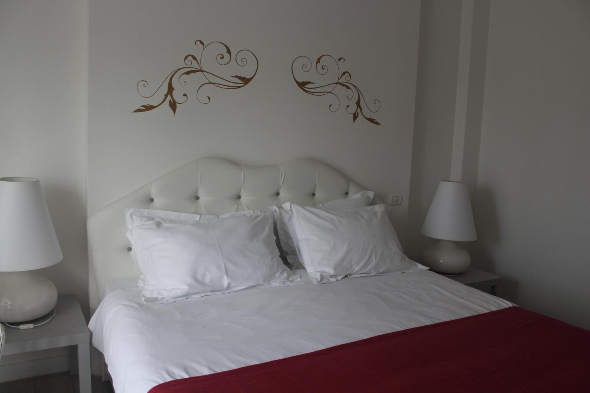 Hotel La Settima Luna Савудрия Екстериор снимка
