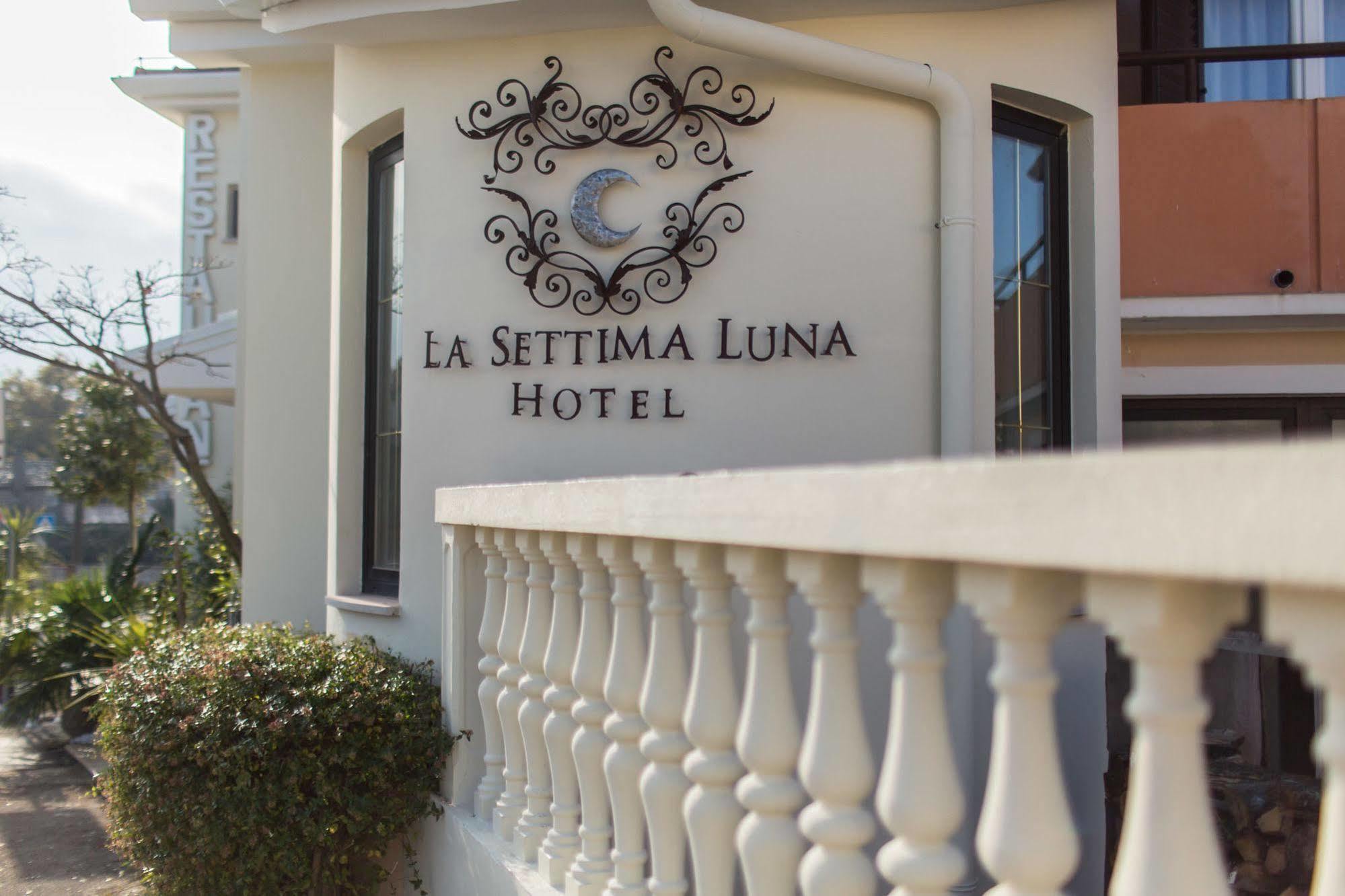 Hotel La Settima Luna Савудрия Екстериор снимка