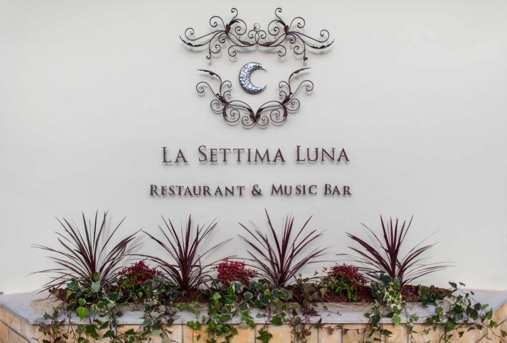 Hotel La Settima Luna Савудрия Екстериор снимка